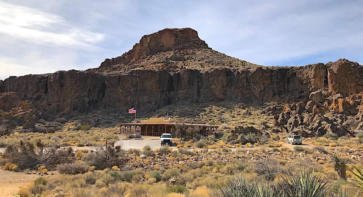 Hole-in-the-Wall Infromation Center sitting beneath Barber Peak in Mojave National Preserve